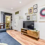 Cozy Apartment Lavapies Rtr